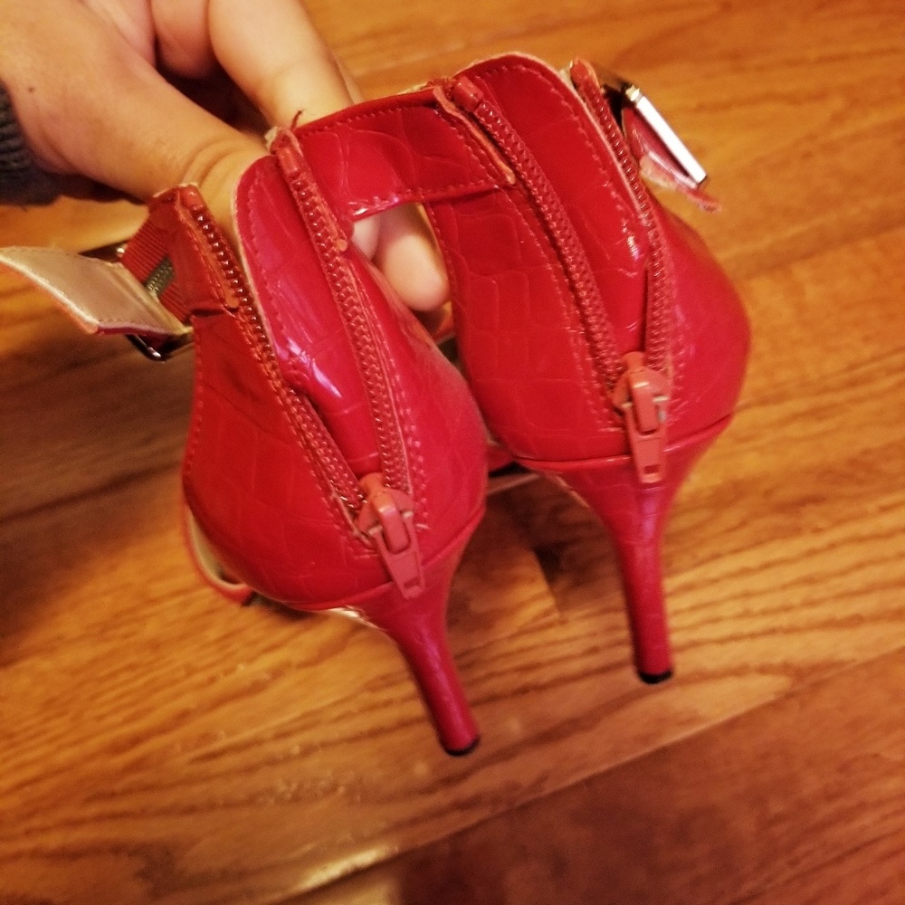 Red Heels - image 4